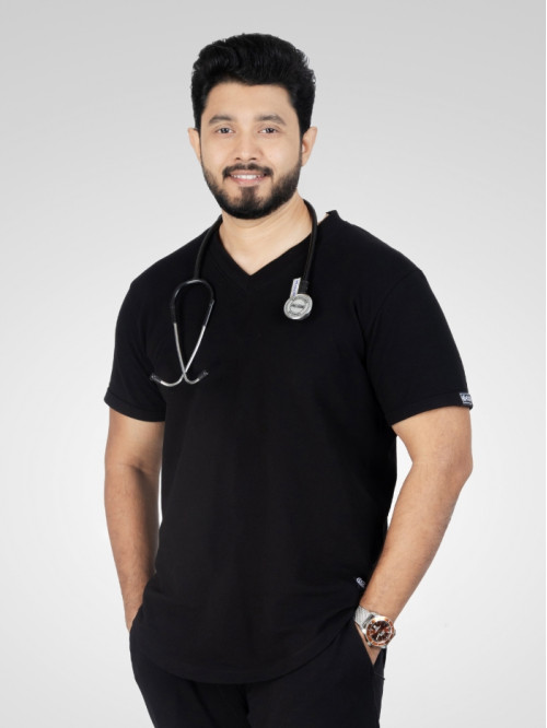 Basics - Scrub Top - Black